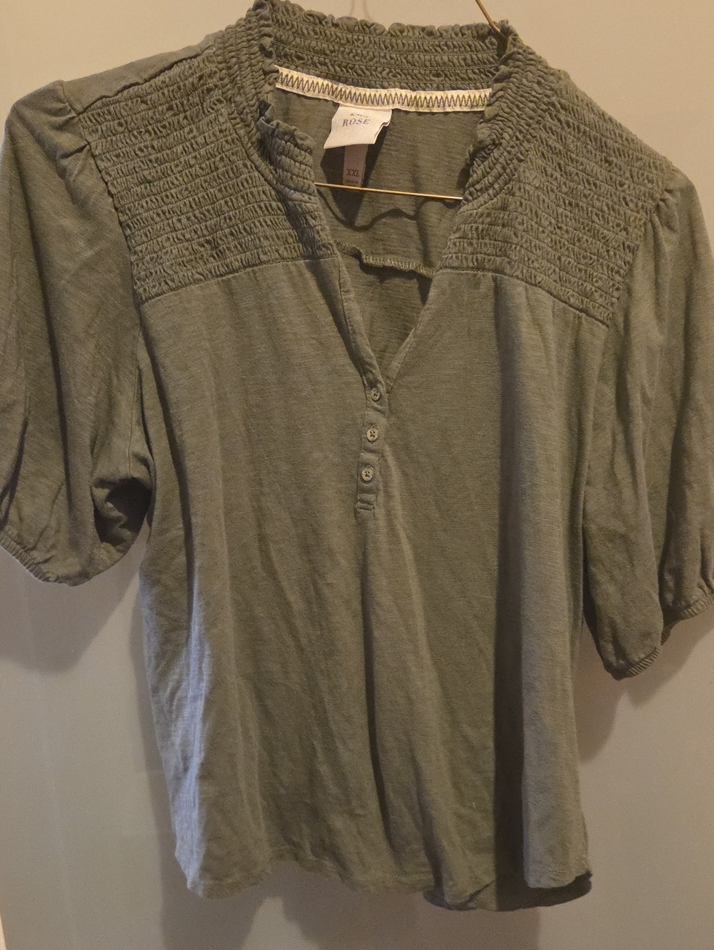 Knox Rose Olive Green Smocked Yoke Short Sleeve Top